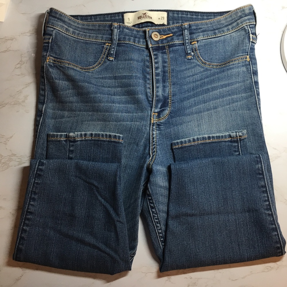 High Rise Jeans 9/W29 Hollister Light Blue